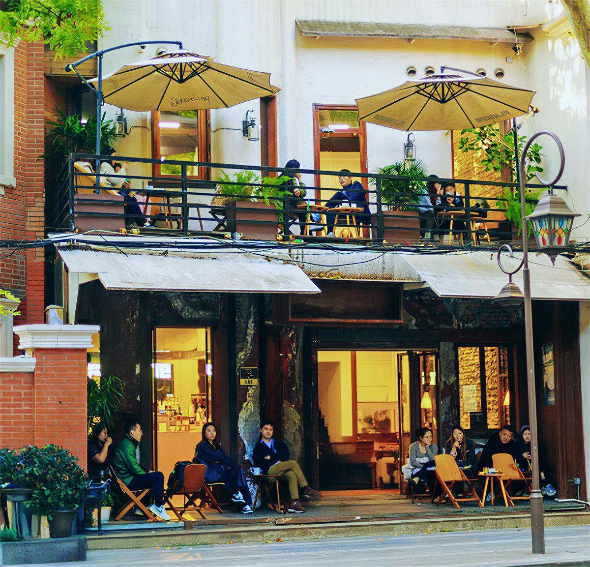 Кафе на Anfu Road в Шанхае