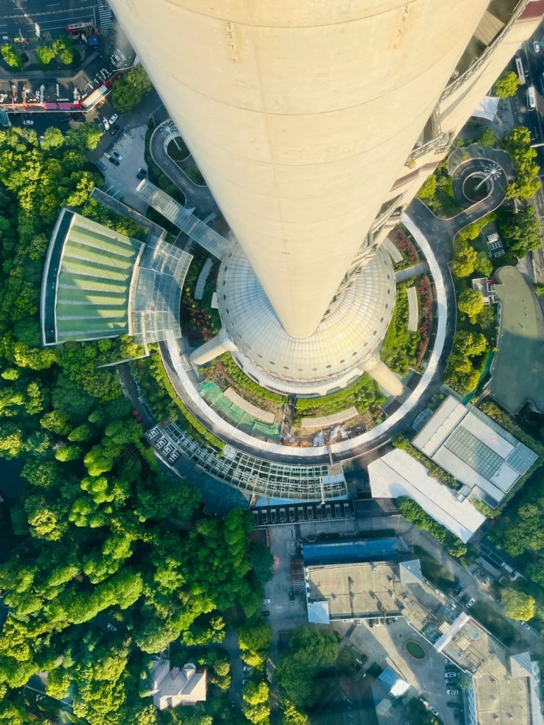 Башня «Восточная жемчужина» в Шанхае: билеты, смотровые площадки и лучший вид на Луцзяцзуй