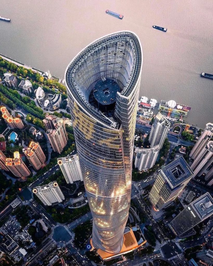 Shanghai Tower, Jin Mao и Лудзяцзуй: какую смотровую площадку выбрать в Шанхае
