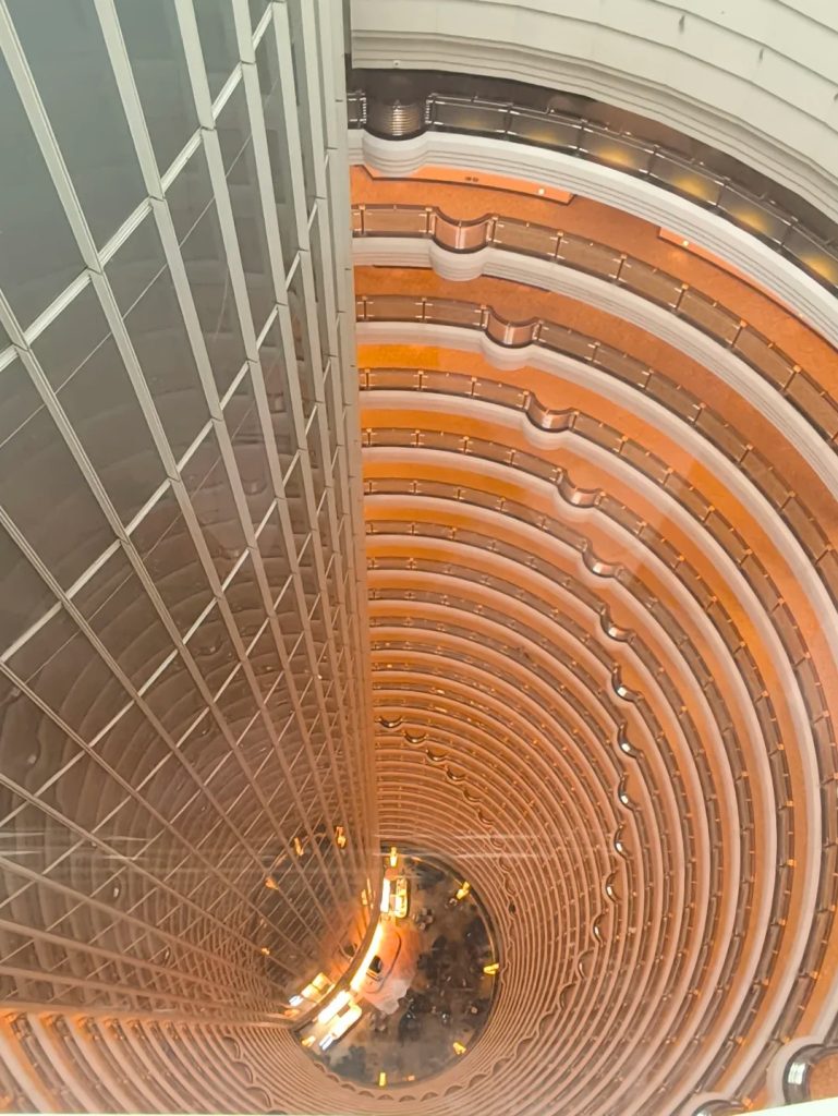 Shanghai Tower, Jin Mao и Лудзяцзуй: какую смотровую площадку выбрать в Шанхае