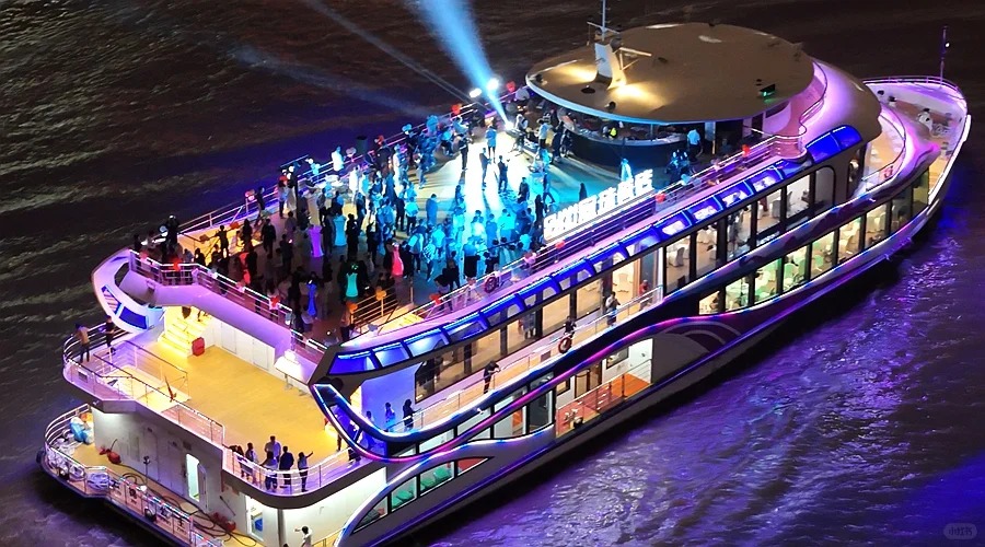 Круиз по Huangpu River: как выбрать вечернюю прогулку в Шанхае