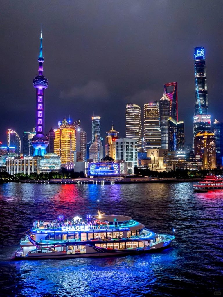 Круиз по Huangpu River: как выбрать вечернюю прогулку в Шанхае